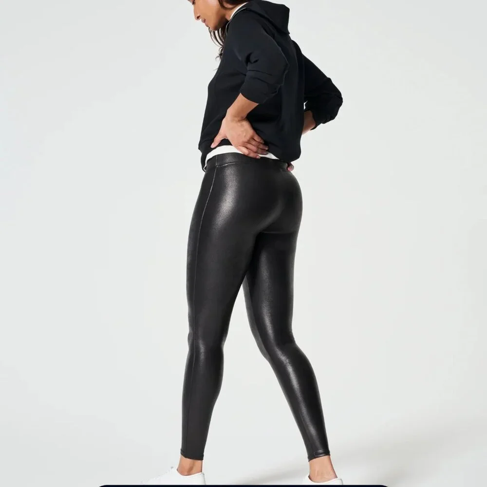 Spanx Faux Leather Leggings Black Size Small Petite SP Authentic EUC - Picture 2 of 6